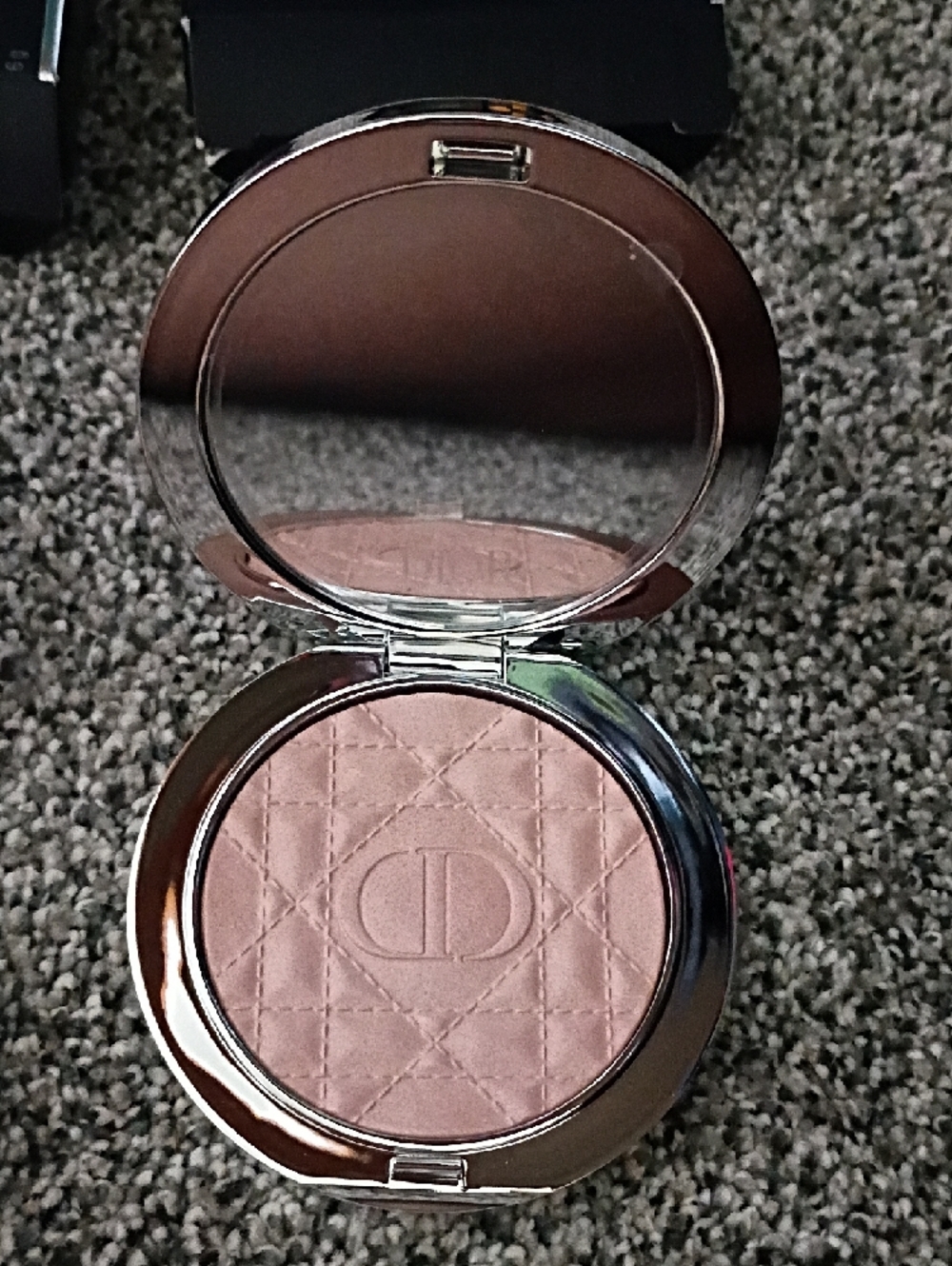 Dior Forever Glow Highlighter - Soft Pink Shimmer Duo - Picture 3 of 5